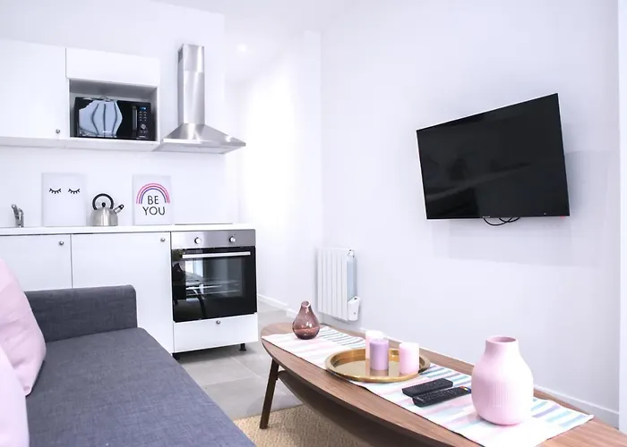 Home In Paris - Paris East